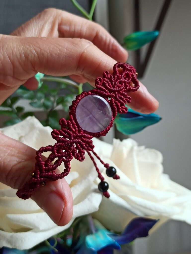 15 Free DIY Macrame Bracelet Patterns  Its Overflowing